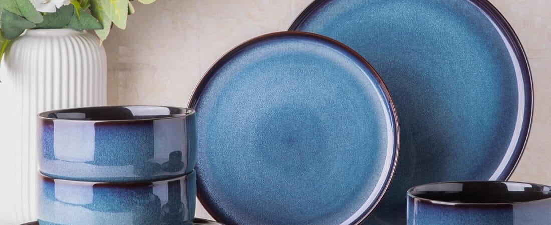 Best Ceramic Dinnerware Set 2026: Our Research Pick — LERATIO 12-Piece Reactive Glaze Set