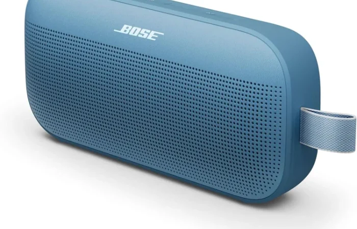 Portable Bluetooth Speaker with Mic: Bose SoundLink Flex